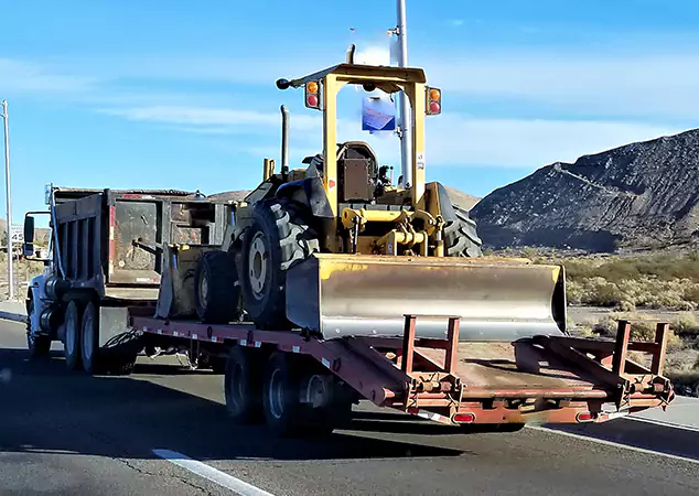 Why Choose Heavy Hauling Miami Over Other Heavy Equipment Shipping Companies?